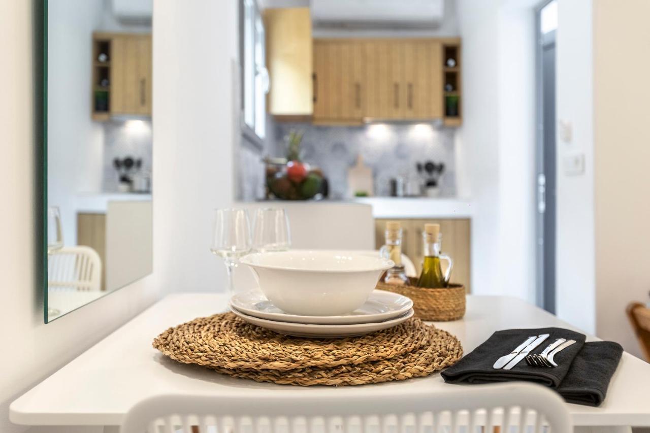 La Estrella 4 Suites With Sea View & 4 Prive Hot Tub Vourvoúlos Екстериор снимка
