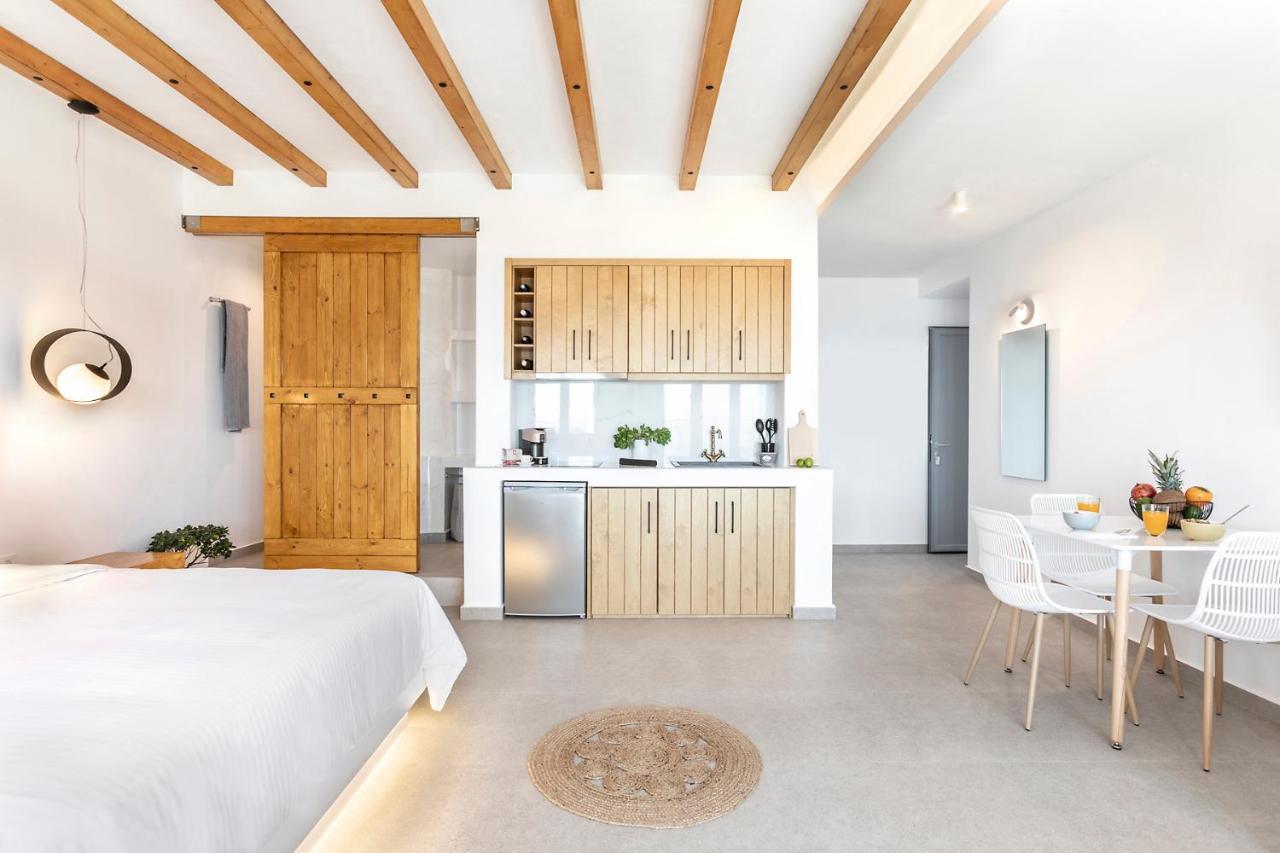 La Estrella 4 Suites With Sea View & 4 Prive Hot Tub Vourvoúlos Екстериор снимка